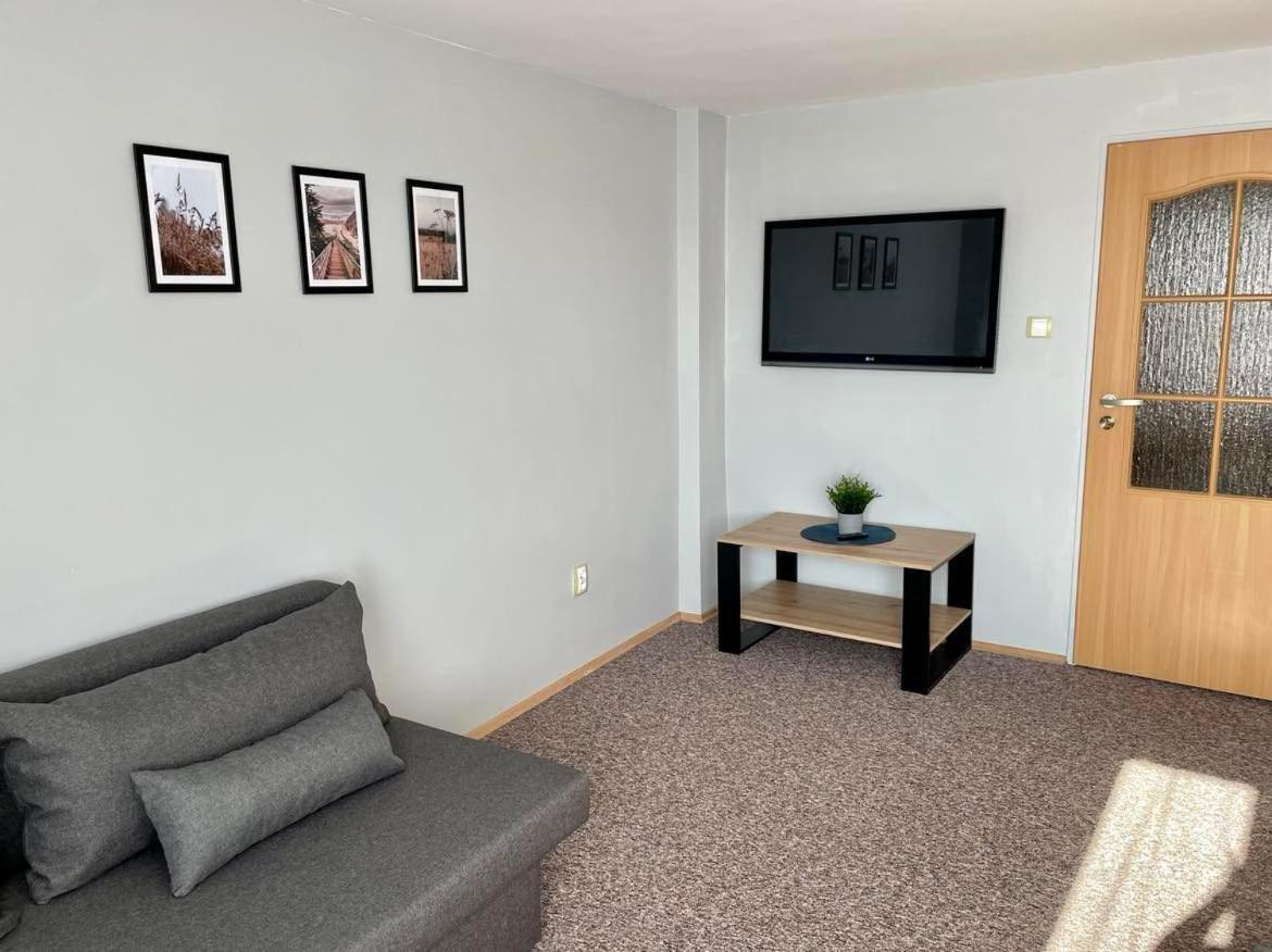 Apartament Pokoje Na Slonecznej Mosty Zewnętrze zdjęcie